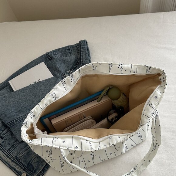 Medium Nylon Classic Style Sewing Thread Square Zipper Chic Floral Tote Bag - Picture 6 of 12